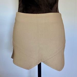 🆕 Blue Blush Mocha Envelope Skort size M